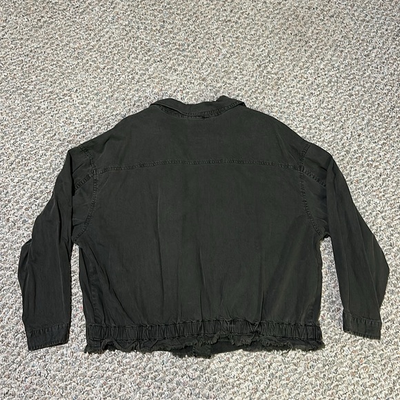 Gentle Fawn Winslow Jacket in Olive - Picture 6 of 6